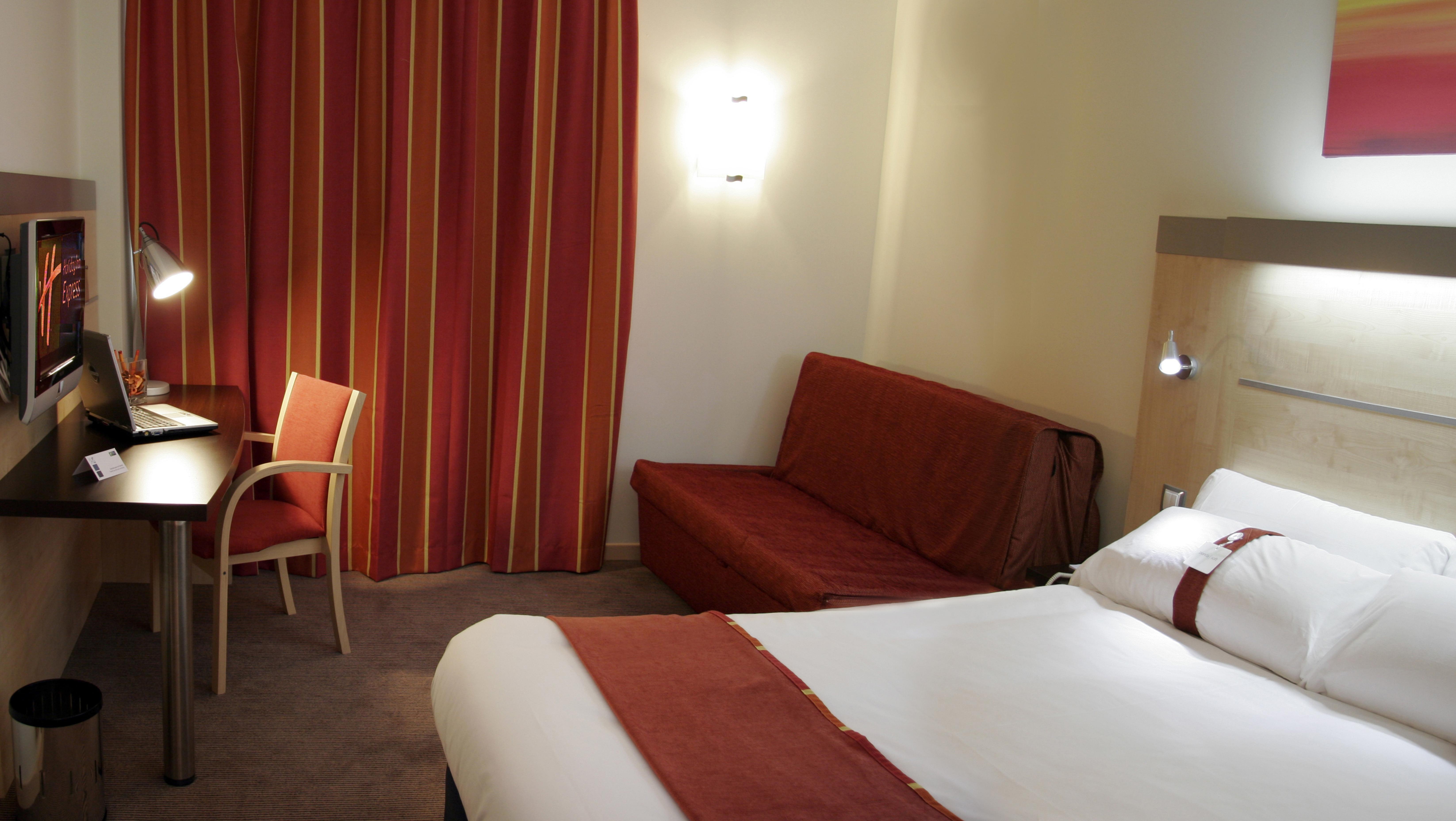 Holiday Inn Express Madrid-Getafe By Ihg Esterno foto