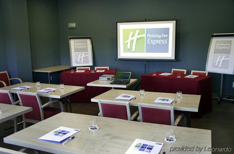 Holiday Inn Express Madrid-Getafe By Ihg Esterno foto