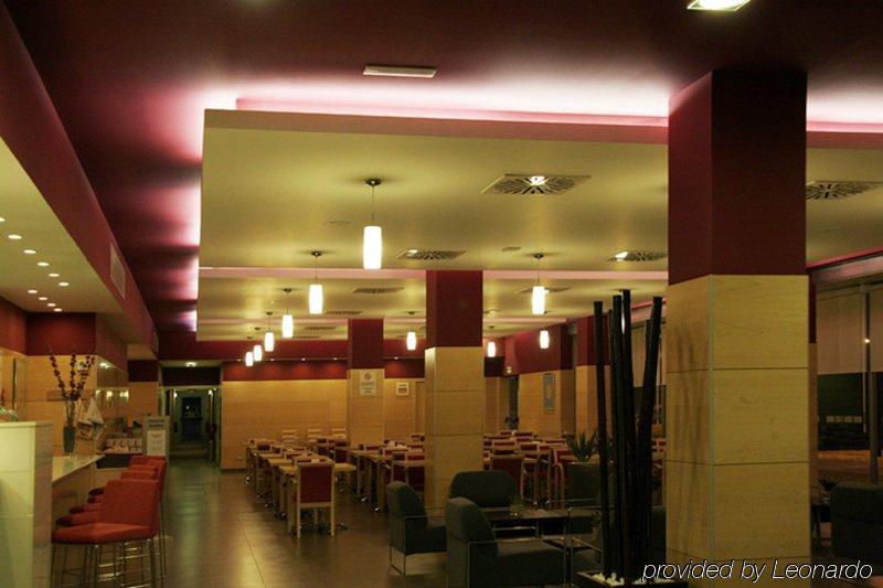 Holiday Inn Express Madrid-Getafe By Ihg Ristorante foto