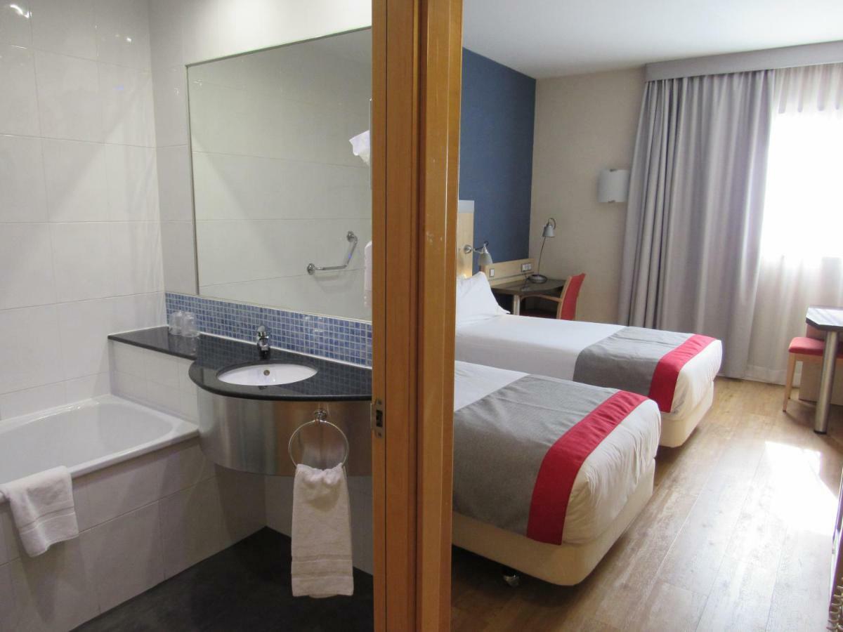 Holiday Inn Express Madrid-Getafe By Ihg Esterno foto